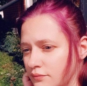 Meet your Posher, Joanie